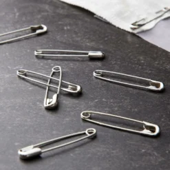 Brand new ✔️ Loops & Threads™ Safety Pins, 1 1/2" 🔔 -Crafted Loops Sales Store 10340476 20