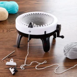 Outlet 🔥 Knit Quick™ Knitting Machine by Loops & Threads™ ⭐